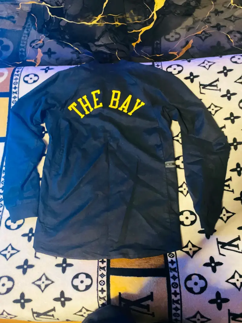 Chaqueta Nike NBA negra con logo - 2