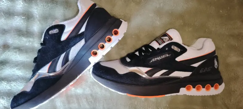 Zapatillas deportivas Reebok Anuel negras y blancas - 2