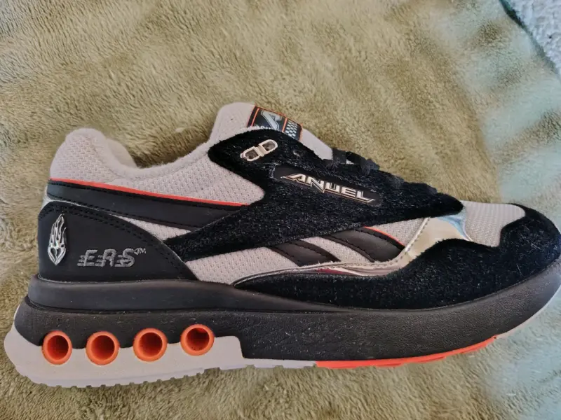 Zapatillas deportivas Reebok Anuel negras y blancas - 3