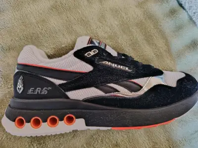Zapatillas deportivas Reebok Anuel negras y blancas - miniatura 3