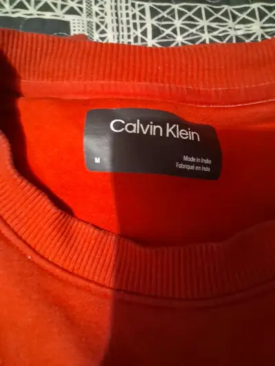 Polerón Calvin Klein original - miniatura 2