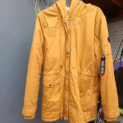Parka amarilla con forro de lana sintética Free Spirit - miniatura 2