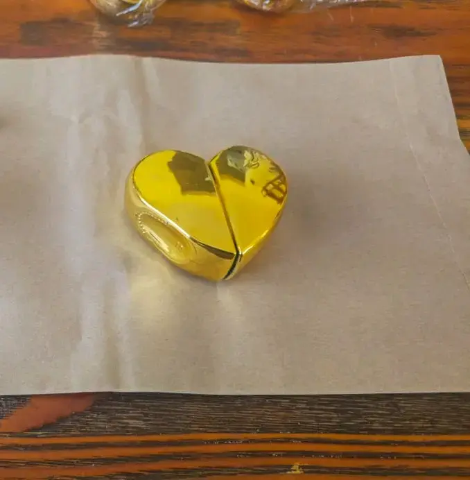 Frasco Perfumero Recargable Corazón Dorado - 1