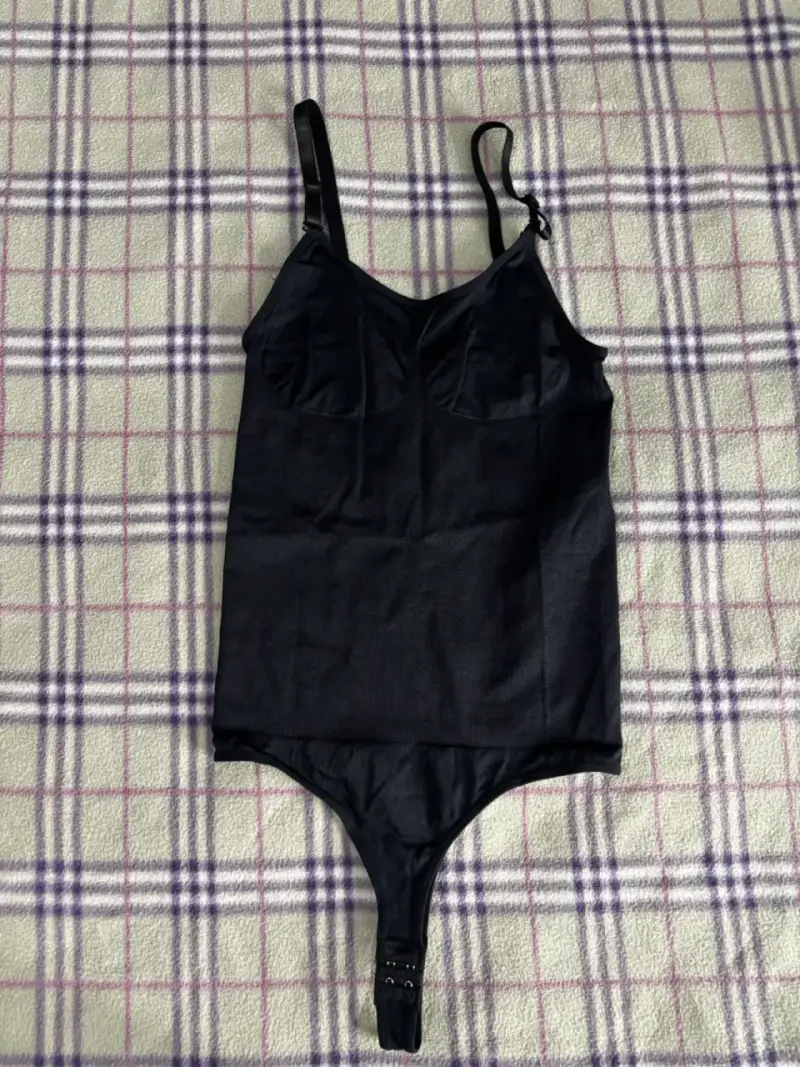 Conjunto de buzo con capucha para mujer - 6