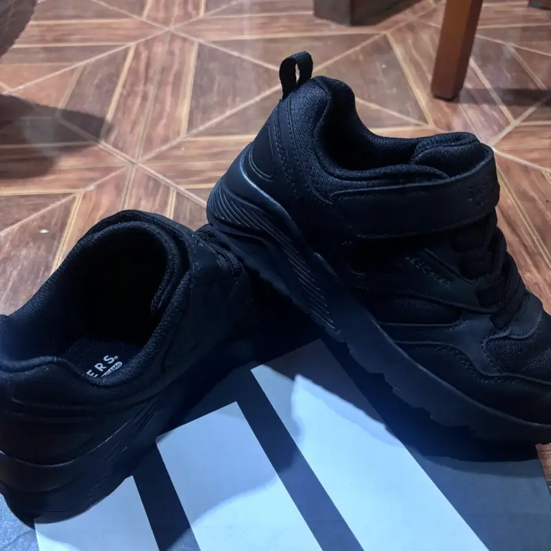 Zapatillas Niño Skechers Uno Lite Negras - 5