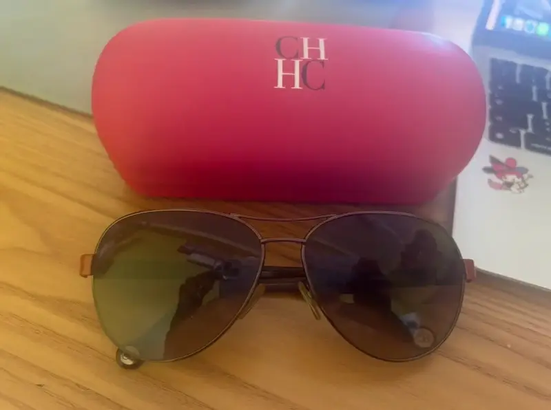 Gafas de sol aviador CH Carolina Herrera con estuche - 1
