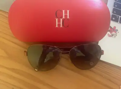 Gafas de sol aviador CH Carolina Herrera con estuche - miniatura 3