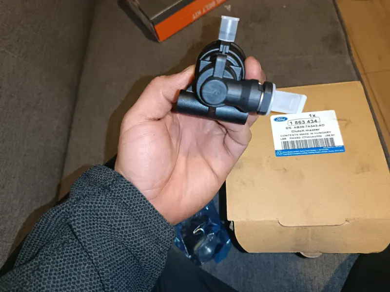 Cilindro Maestro de Embrague Ford ranger 3.2 - 3