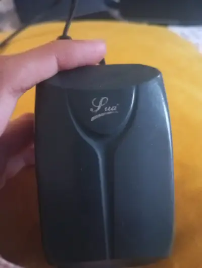 Bomba de aire para acuario Lua - miniatura 1