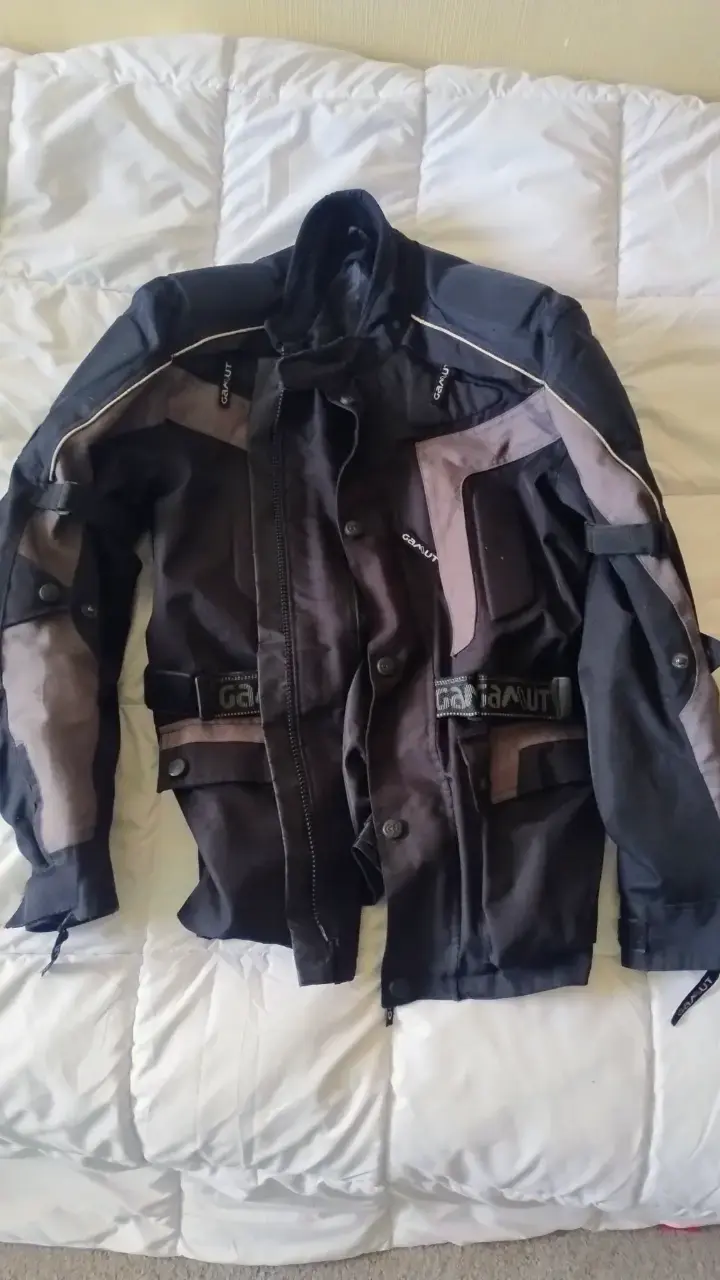 Chaqueta de moto Gamut negra con protecciones - 1
