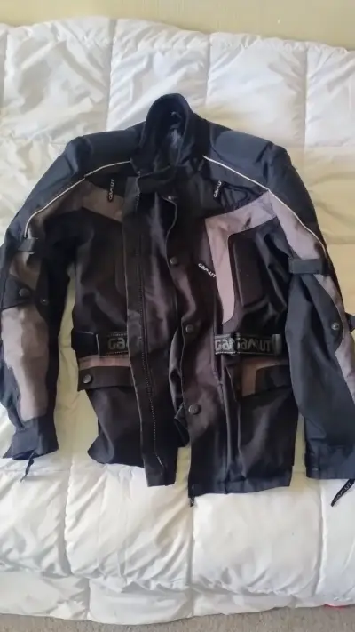 Chaqueta de moto Gamut negra con protecciones - miniatura 1