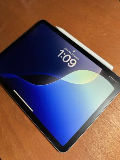 iPad Air 4ta generación con apple pencil - miniatura 1