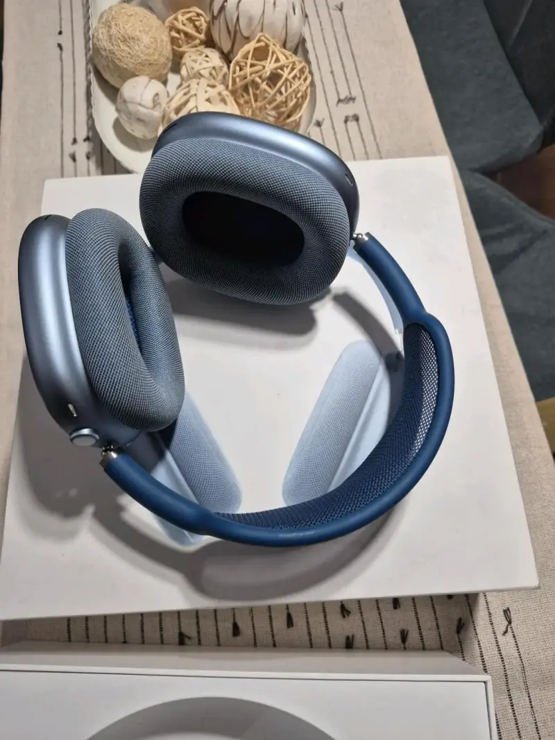 AirPods Max Sky BlueModelo Apple: A2096 como nuevo - 1