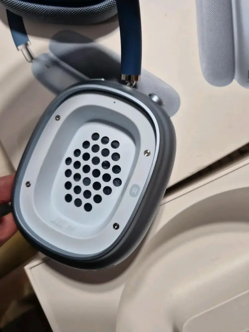 AirPods Max Sky BlueModelo Apple: A2096 como nuevo - 4