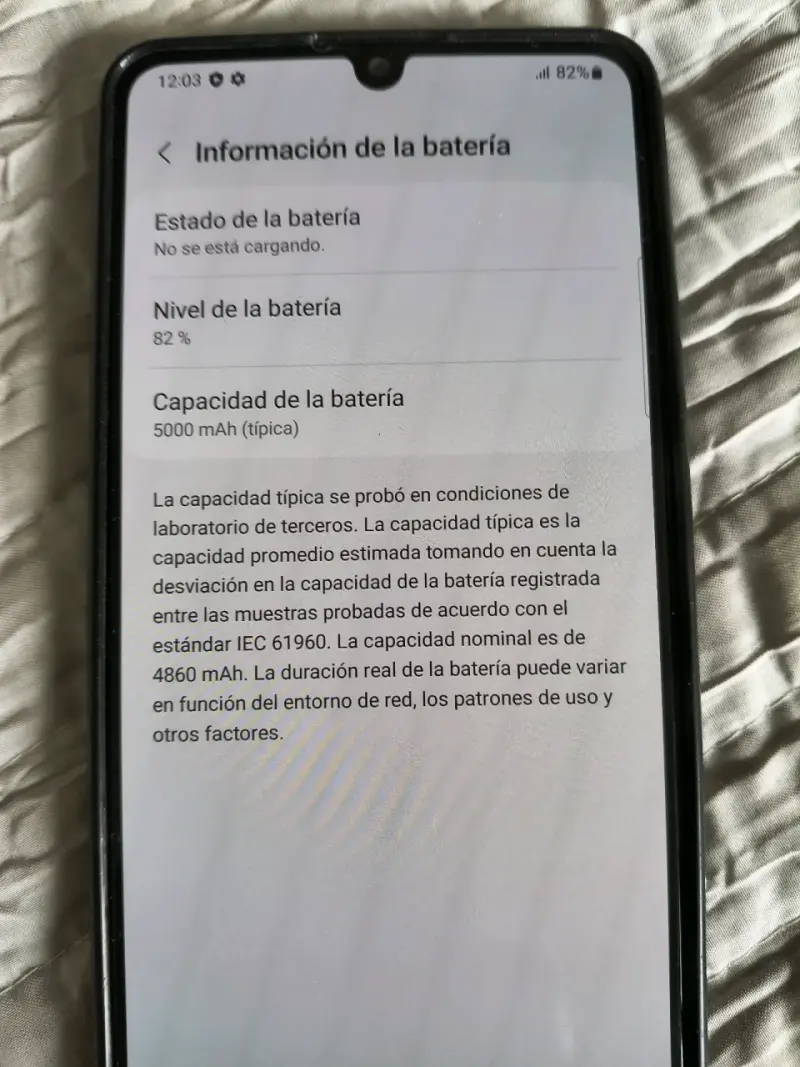 Samsung Galaxy A32 con 128GB y 4GB RAM - 2