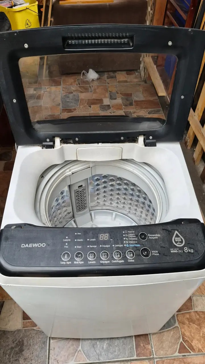 Lavadora Daewoo 8kg con Smart Wash - 2