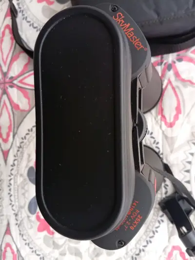 Binocular Celestron Skymaster 25x70 - miniatura 2