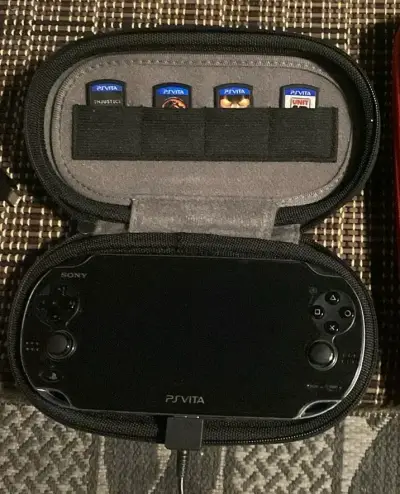 Consola portátil PS Vita con juegos desbloqueada - miniatura 1