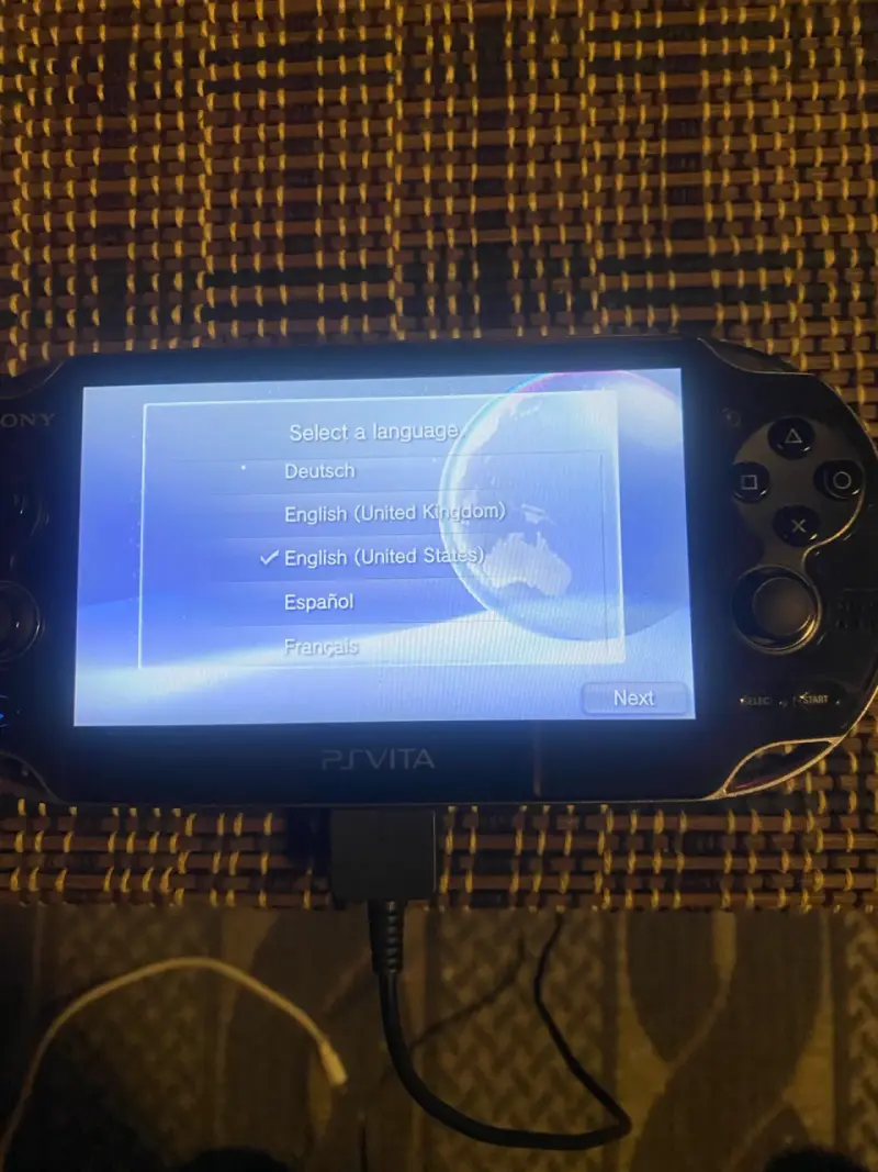 Consola portátil PS Vita con juegos desbloqueada - 6