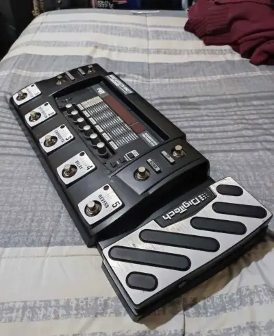 Pedalera multiefectos Digitech RP500 para guitarra - miniatura 1