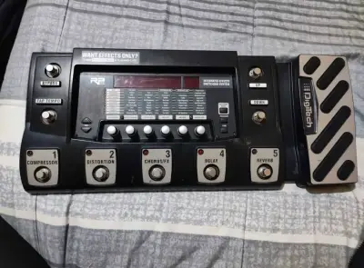 Pedalera multiefectos Digitech RP500 para guitarra - miniatura 2