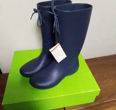 Botas de lluvia Crocs azul marino para mujer - miniatura 2