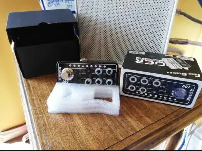 Preamp Mooer 001 Micro Gas Station para guitarra - miniatura 3