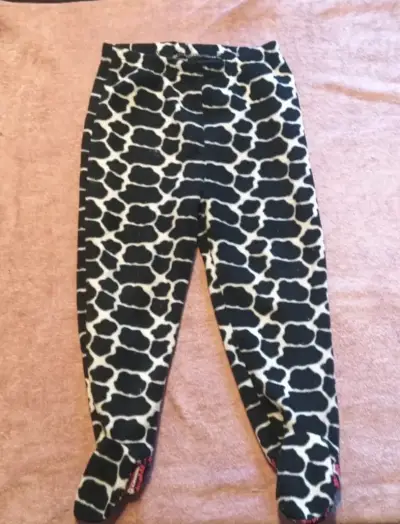 Pijama infantil con diseño de vaca - miniatura 2