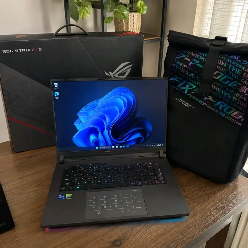 ASUS ROG Strix G16 | RTX 5070 Ti 12GB Core Ultra 9 - 2