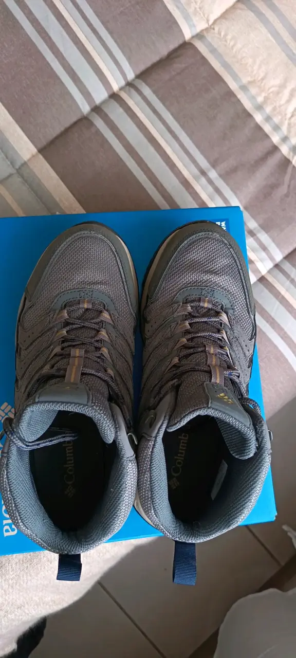 Botas de senderismo Columbia grises para hombre - 4