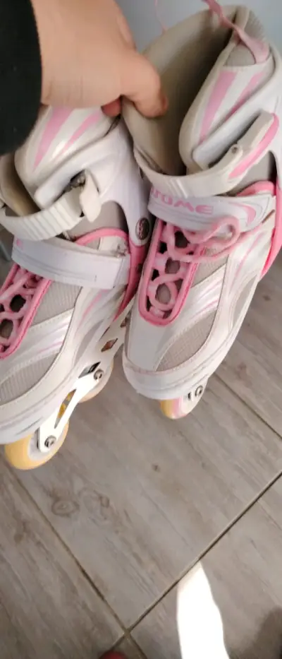 Patines en línea rosas para niña con ajuste seguro - miniatura 3