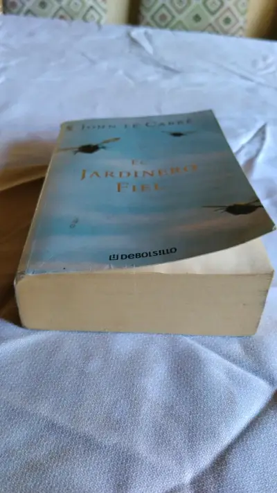 Libro El Jardinero Fiel - miniatura 2