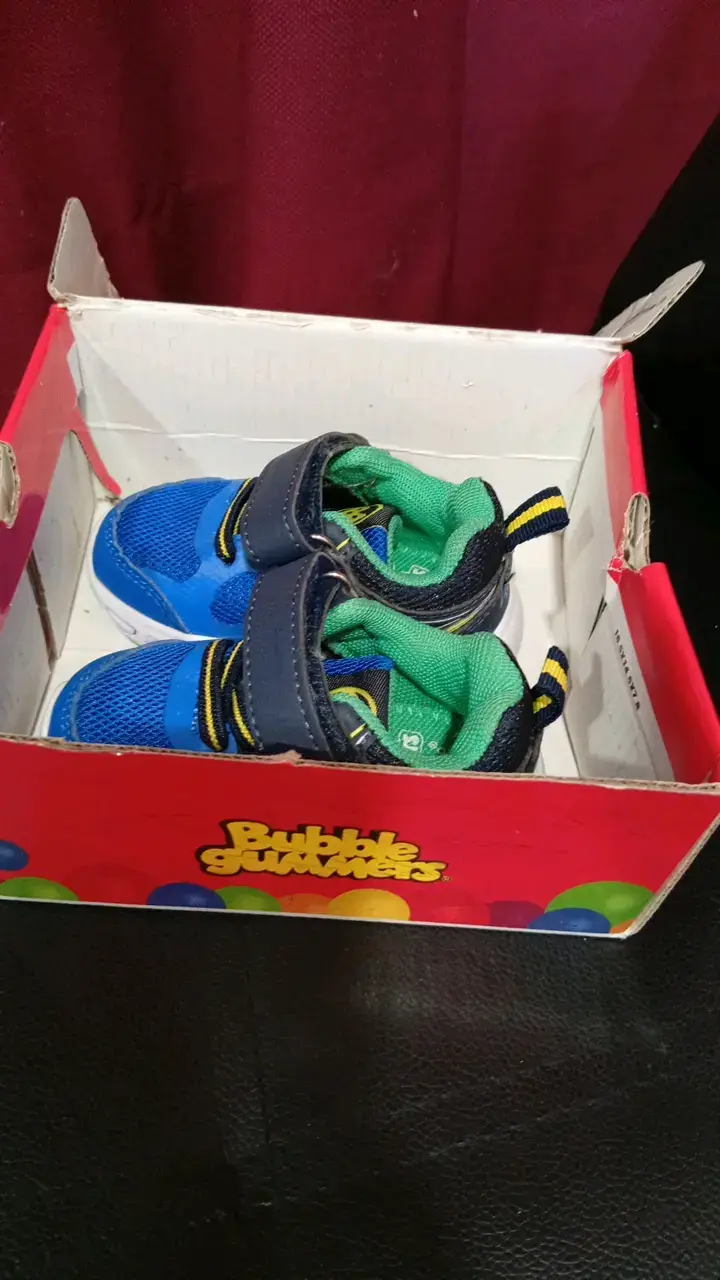 Zapatillas deportivas infantiles azules con luces - 3