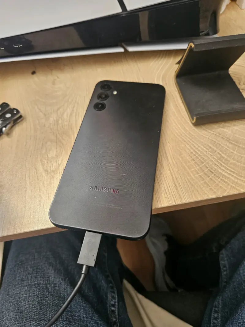 Smartphone Samsung Galaxya 14 5g en buen estado - 2