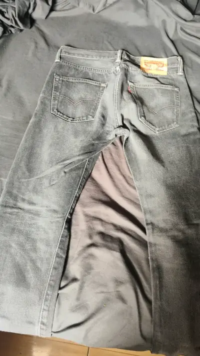 Jeans negros Levi 501 para hombre - miniatura 3