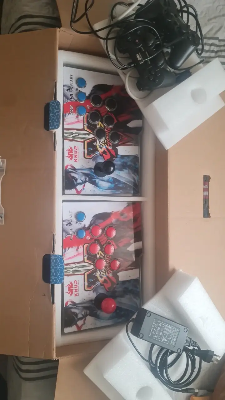 Consola Arcade Clásica Knup 2700 Juegos - 2