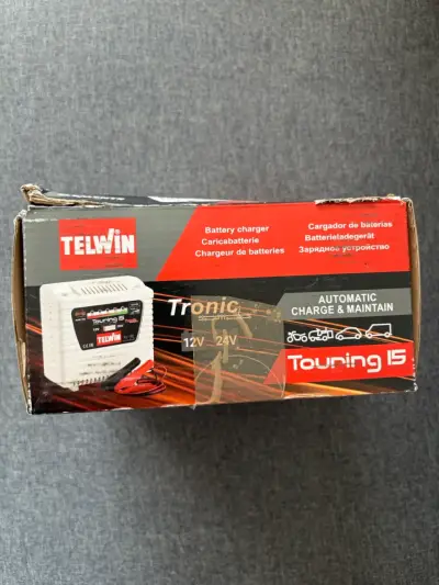 Cargador de Baterías Automático Telwin Touring 15 - miniatura 1