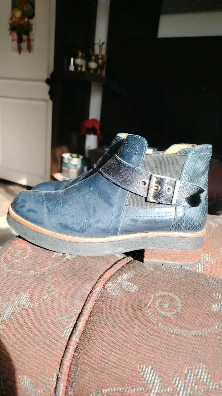 Botines de cuero azul con hebilla - 1