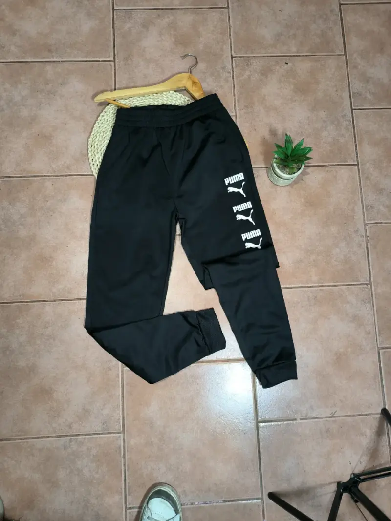 Pantalones deportivos negros Puma para hombre - 1
