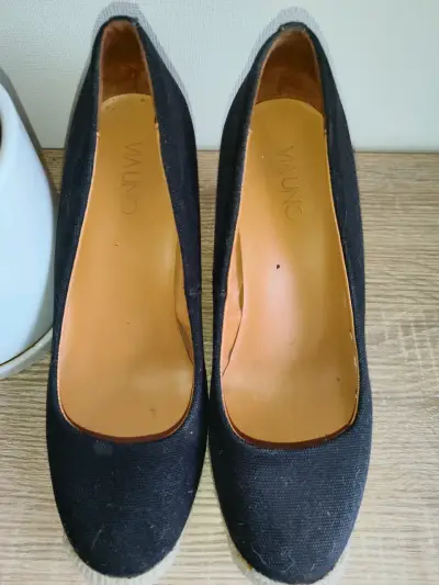 Zapatos de cuña negros de tela Viviano - miniatura 3