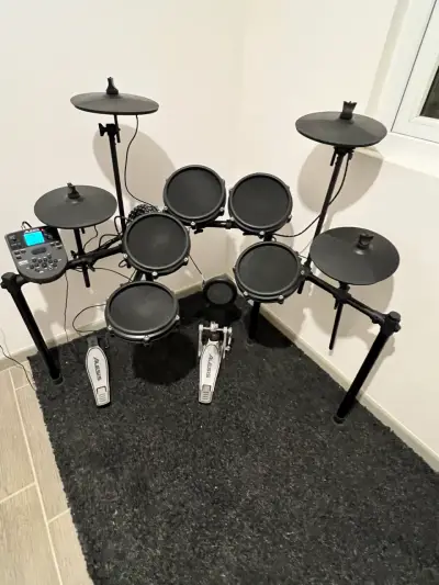 Batería Electrónica Alesis Nitro Mesh Kit + - miniatura 6