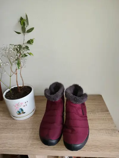 Botines de invierno acolchados color burdeos - miniatura 2