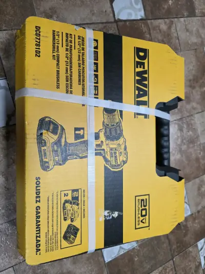 Taladro Percutor Inalámbrico DeWalt 20V Brushless - miniatura 1