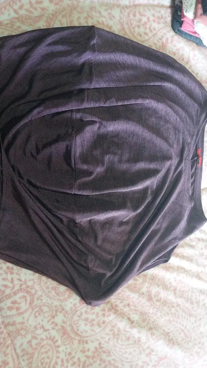 Blusa sin mangas color morado oscuro - 1