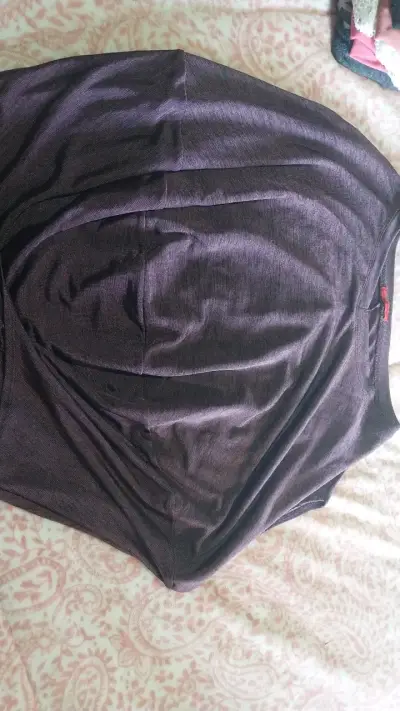 Blusa sin mangas color morado oscuro - miniatura 1
