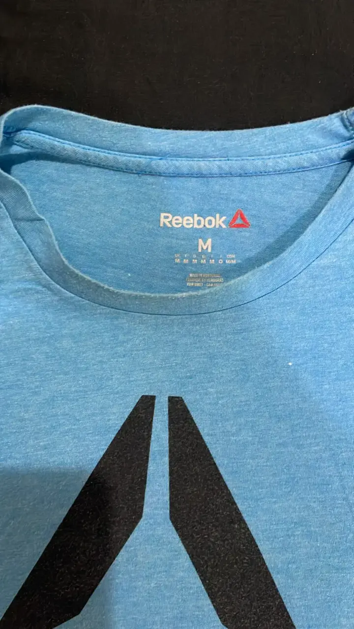 Polera deportiva azul Reebok para hombre - 2