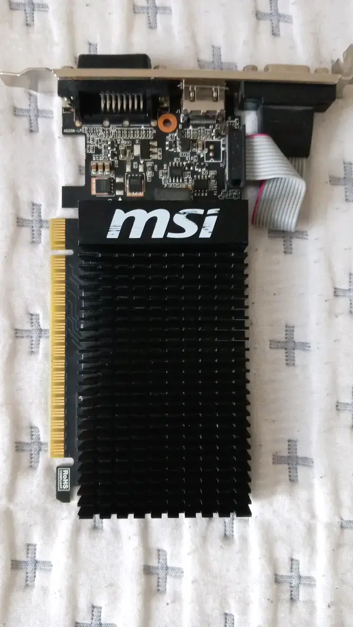 Tarjeta gráfica MSI con puertos HDMI y VGA - 1