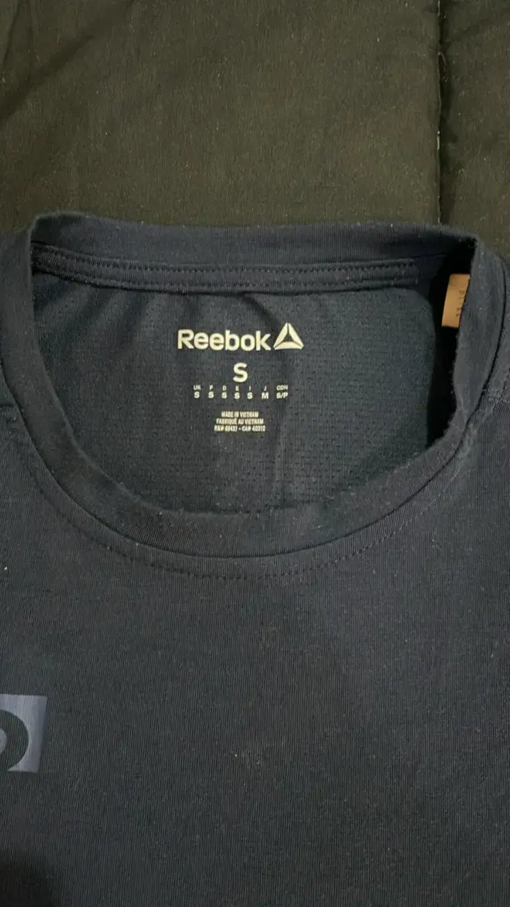 Polera deportiva negra Reebok para hombre - 2