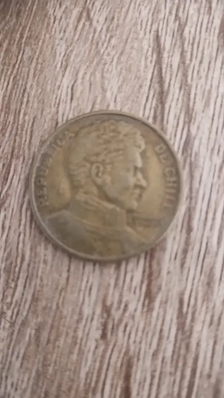 Moneda antigua de 1 peso chileno 1976 - 2