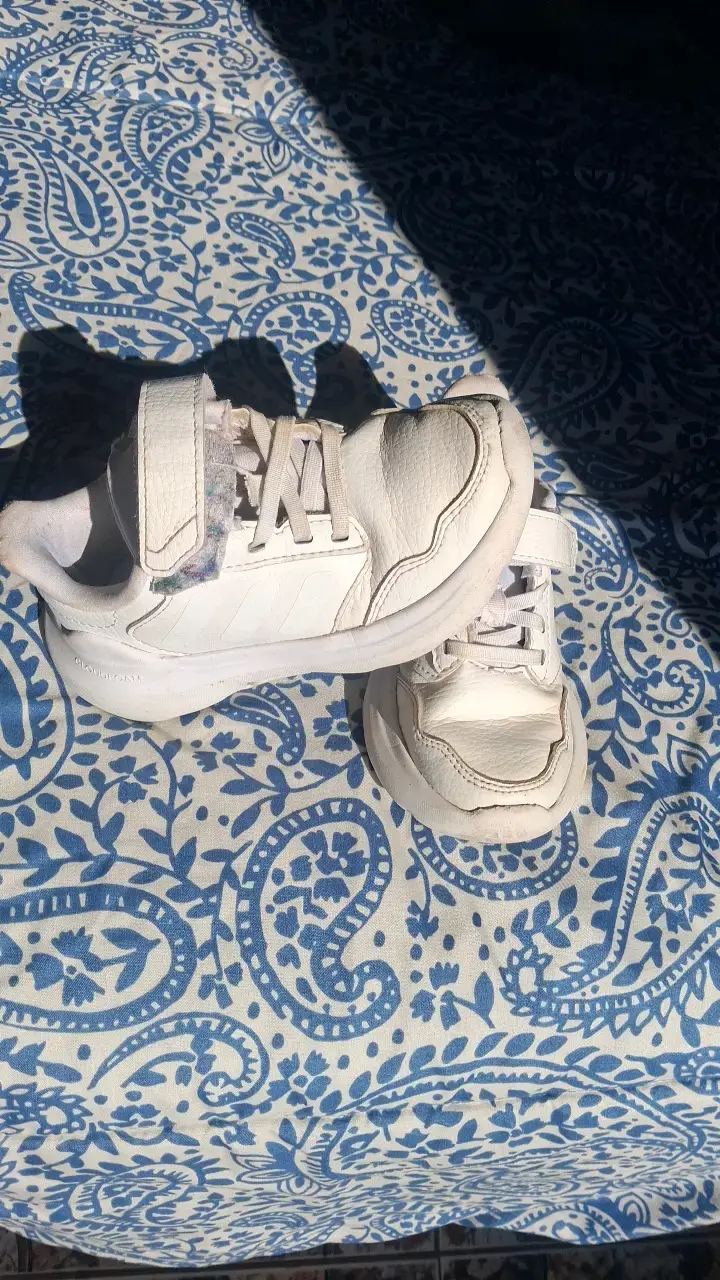 Zapatillas blancas para niños con velcro numero 28 - 3